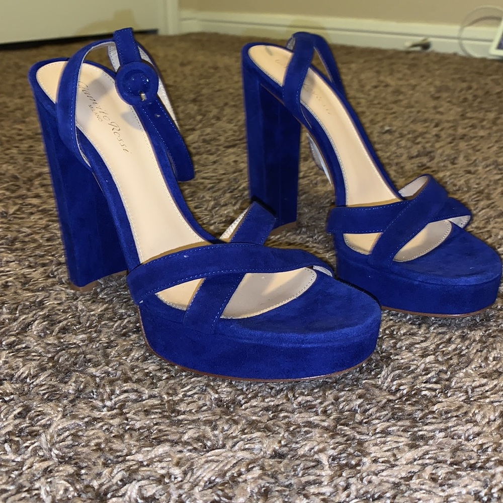 Authentic Gianvito Rossi royal blue suede ankle strap platform heels sandals
